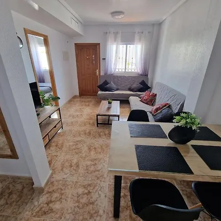 Punta Prima Flat With Private Roof Terrace Alicante